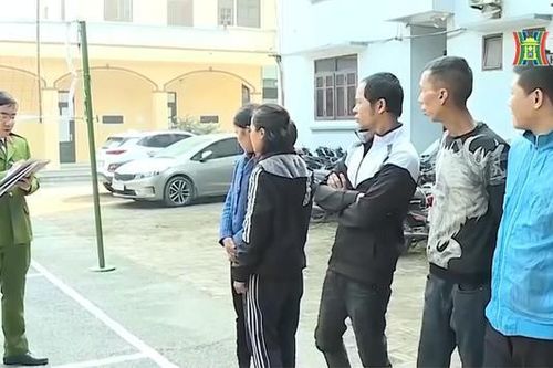 Bắt ổ nhóm sử dụng ma túy trong phòng trọ