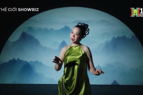 Ngọc Mai hóa 'Cánh sen cô độc' trong bài hát mới