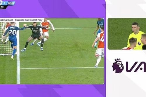 Trọng tài gây tranh cãi khiến Arsenal thua đau: Không rõ đúng sai, VAR bất lực