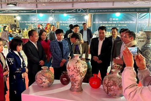 Hà Nội kết nối cùng phát triển với các tỉnh thuộc vùng kinh tế trọng điểm Bắc Bộ