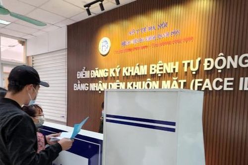 Hà Nội: Không giới hạn số lượng đăng ký khám, chữa bệnh BHYT tại tuyến xã, phường