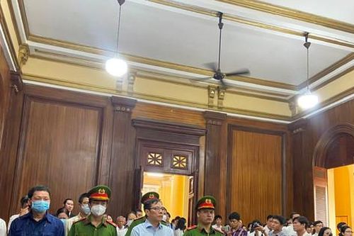 Tuyên phạt nguyên Chủ tịch HĐQT Saigon Co.op 10 năm tù