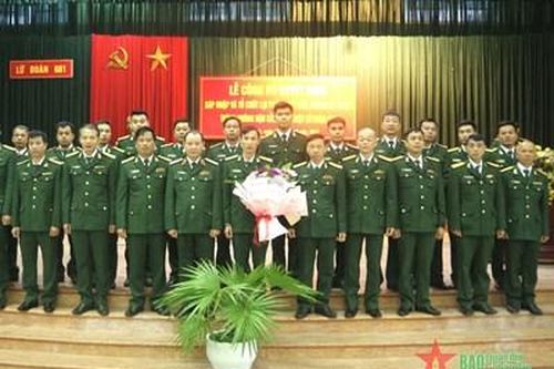 Lữ đoàn Thông tin 601 (Quân khu 1) công bố quyết định sáp nhập về tổ chức, biên chế