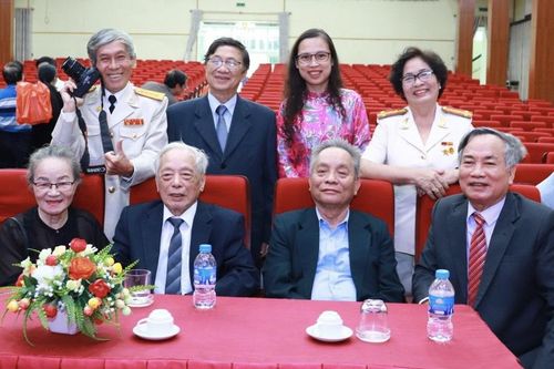 Ước muốn thời gian trở lại!