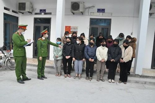 Bắt giữ 'nữ quái' cầm đầu đường dây lừa đảo xuyên tỉnh