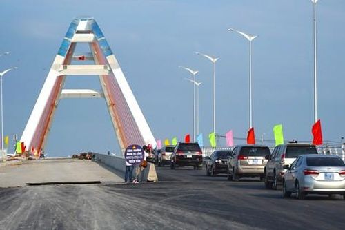 Thông xe cây cầu gần 800 tỷ đồng bắc qua sông Cần Thơ