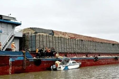 Ngạt khí dưới khoang tàu, 3 người trong một gia đình tử vong ở Quảng Ninh