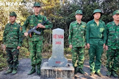 Tuần tra bảo vệ an ninh biên giới dịp Tết Dương lịch 2024