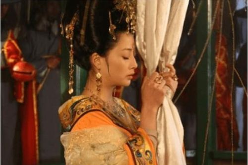 Nguyên nhân thật sự ẩn giấu sau cái chết của Dương Quý Phi cả ngàn năm, ai nghe cũng đau lòng