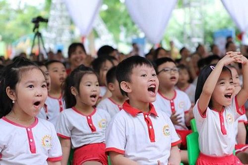 Dân số Việt Nam đang có mức sinh giảm mạnh, tuổi thọ trung bình tăng