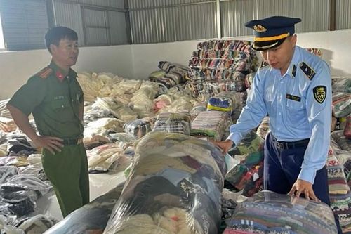 Lâm Đồng: Tạm giữ 2.000 sản phẩm quần áo không rõ nguồn gốc