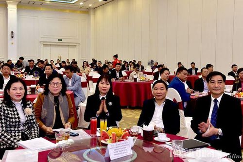 Chương trình Cà phê doanh nhân tháng 12