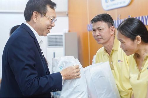 Doanh nghiệp vì người lao động