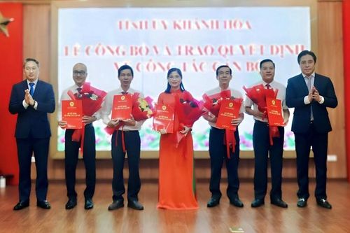 Khánh Hòa điều động, bổ nhiệm 9 lãnh đạo Sở, ngành, địa phương