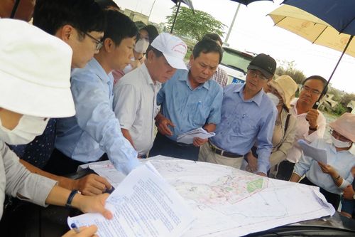 Bài 1: Không bàn giao mặt bằng do chưa đồng thuận với tái định cư