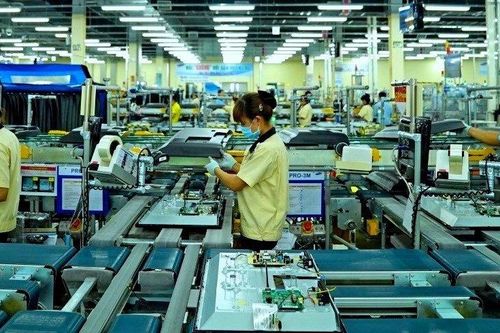 Khó khăn về đơn hàng, nhiều doanh nghiệp kéo dài lịch nghỉ Tết cho người lao động