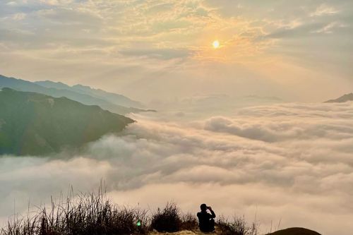 Tour 'săn' mây vùng cao phía Bắc hút khách dịp Tết Dương lịch