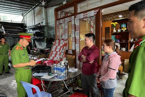 Phá ổ sản xuất nhôm XINGFA giả