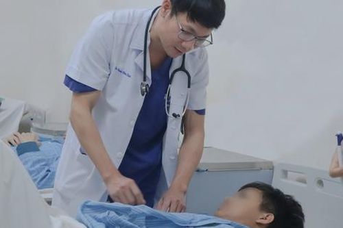 9 giờ đồng hồ cân não, hạ sâu thân nhiệt cứu nam thanh niên 17 tuổi bị lóc động mạch chủ hiếm gặp