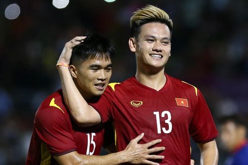 HLV Troussier triệu tập Hồ Tấn Tài cho Asian Cup