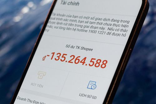 Người bán trên Shopee bị trừ cả tỷ đồng trong đợt càn quét gian lận