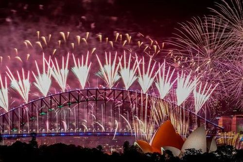 Những địa điểm đầu tiên bắn pháo hoa chào đón năm 2024