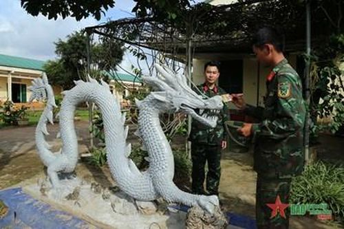 Chế tác linh vật ở Đoàn Mang Yang