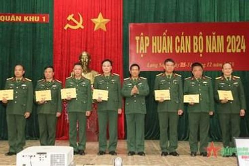Quân khu 1: Bế mạc tập huấn cán bộ năm 2024