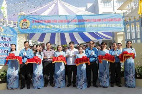 Phát động không gian xanh, nơi làm việc xanh