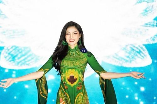 Mong ước lan tỏa áo dài Việt Nam ra bạn bè thế giới của Thoa Trần
