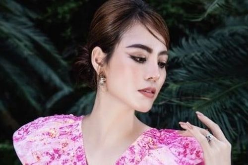 Nhà thiết kế Thoa Trần và một năm lan tỏa tình yêu áo dài đến hàng nghìn phụ nữ