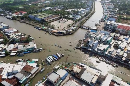 Chợ nổi Ngã Năm - Điểm du lịch đặc sắc đang mai một dần