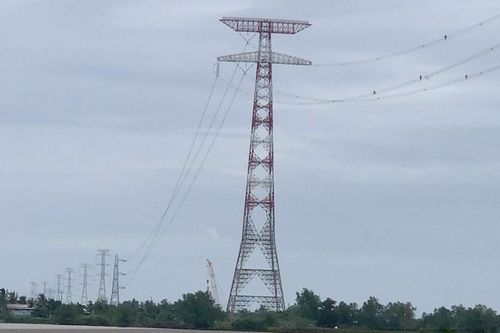 EVNNPT: Hoàn thành thêm 3 công trình truyền tải điện vào những ngày cuối cùng năm 2023
