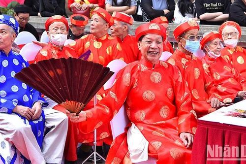 Dân số trung bình của Việt Nam năm 2023 đạt 100,3 triệu người