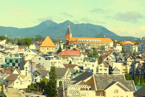 Giữ nét riêng Đà Lạt
