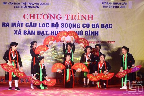 Ra mắt Câu lạc bộ Soọng cô Đá Bạc