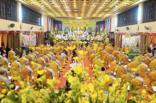 Hà Nội: Đại lễ cầu siêu nạn nhân tử vong do tai nạn giao thông năm 2023