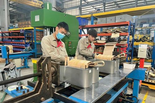 Điểm sáng kinh tế Hà Nội 2023