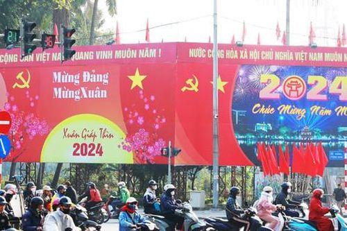 Hà Nội rực rỡ chào đón năm mới 2024