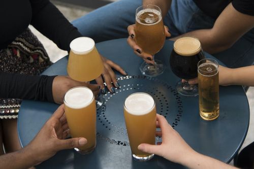 Lúc uống rượu bia, nồng độ cồn cao nhất khi nào?