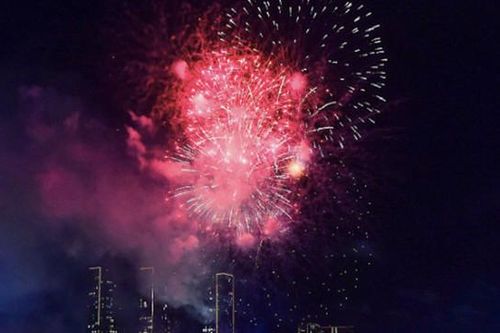 TP Hồ Chí Minh rực rỡ pháo hoa mừng năm mới 2024