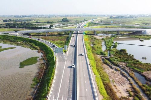 Hoàn thiện hạ tầng giao thông tạo sức hút mới
