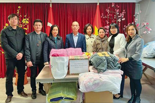 Cơ quan đại diện Việt Nam ở nước ngoài: Điểm tựa của người Việt xa xứ