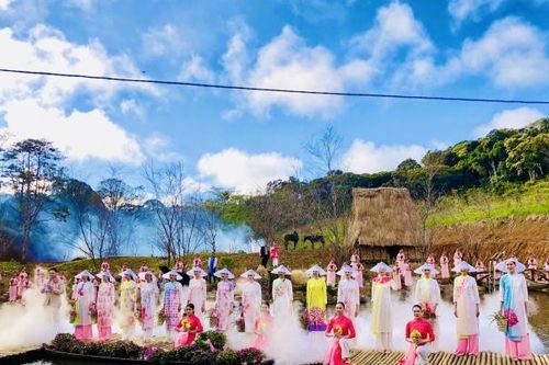 'Măng Đen – Thiên đường hồng' chương trình nghệ thuật đặc sắc chào đón năm mới 2024