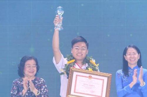 Tuyên dương 14 công dân trẻ tiêu biểu TPHCM năm 2023