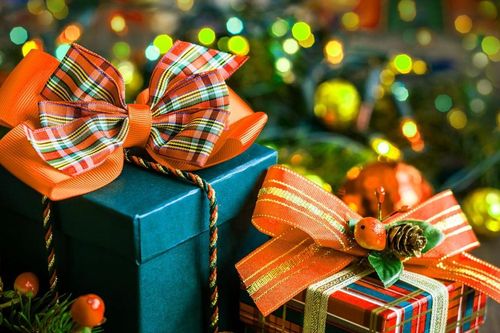 Có hơn 180 đứa con, người cha vẫn không nhận được món quà nào vào dịp năm mới