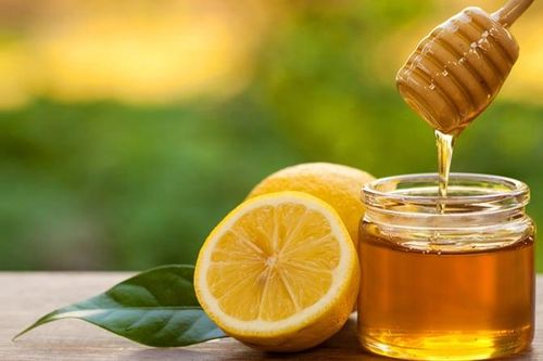 Giải rượu bia bằng nước chanh pha mật ong được không?