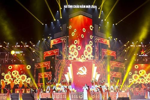 'Năm mới nhiều ước vọng, chờ mong...'