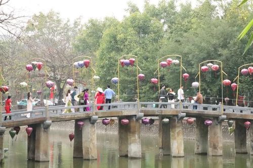 Khách du lịch đến các địa phương tăng mạnh trong dịp Tết Dương lịch