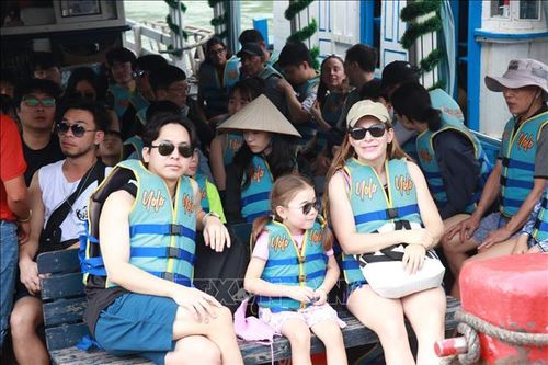 Nghỉ Tết Dương lịch 2024, khách quốc tế đến Nha Trang tăng hơn 4 lần